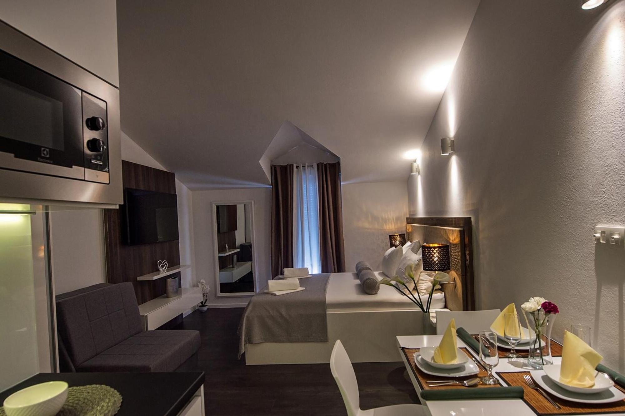 Seaside Apartments With A Swimming Pool Zecevo Rtic, Rogoznica - 8366 Room photo